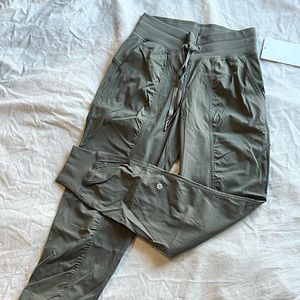 Lululemon  Dance Studio Mid-Rise Jogger